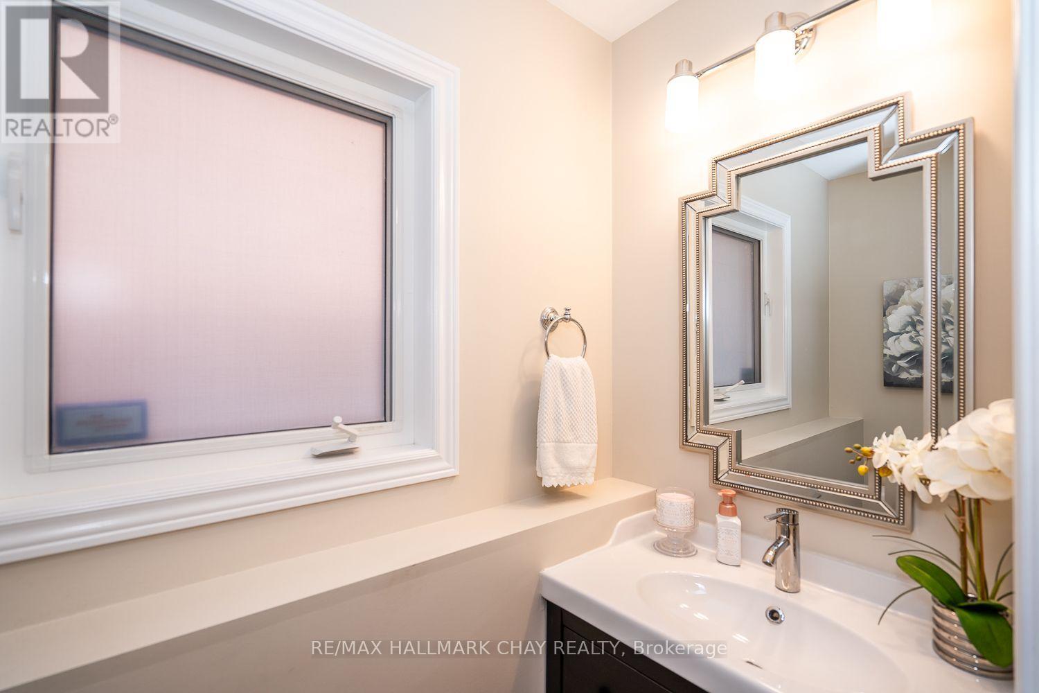 89 Evans Road, New Tecumseth, Ontario  L9R 0G2 - Photo 23 - N12974832