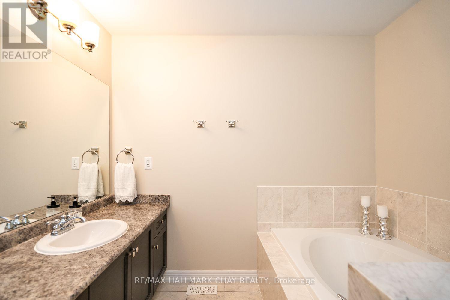 89 Evans Road, New Tecumseth, Ontario  L9R 0G2 - Photo 28 - N12974832