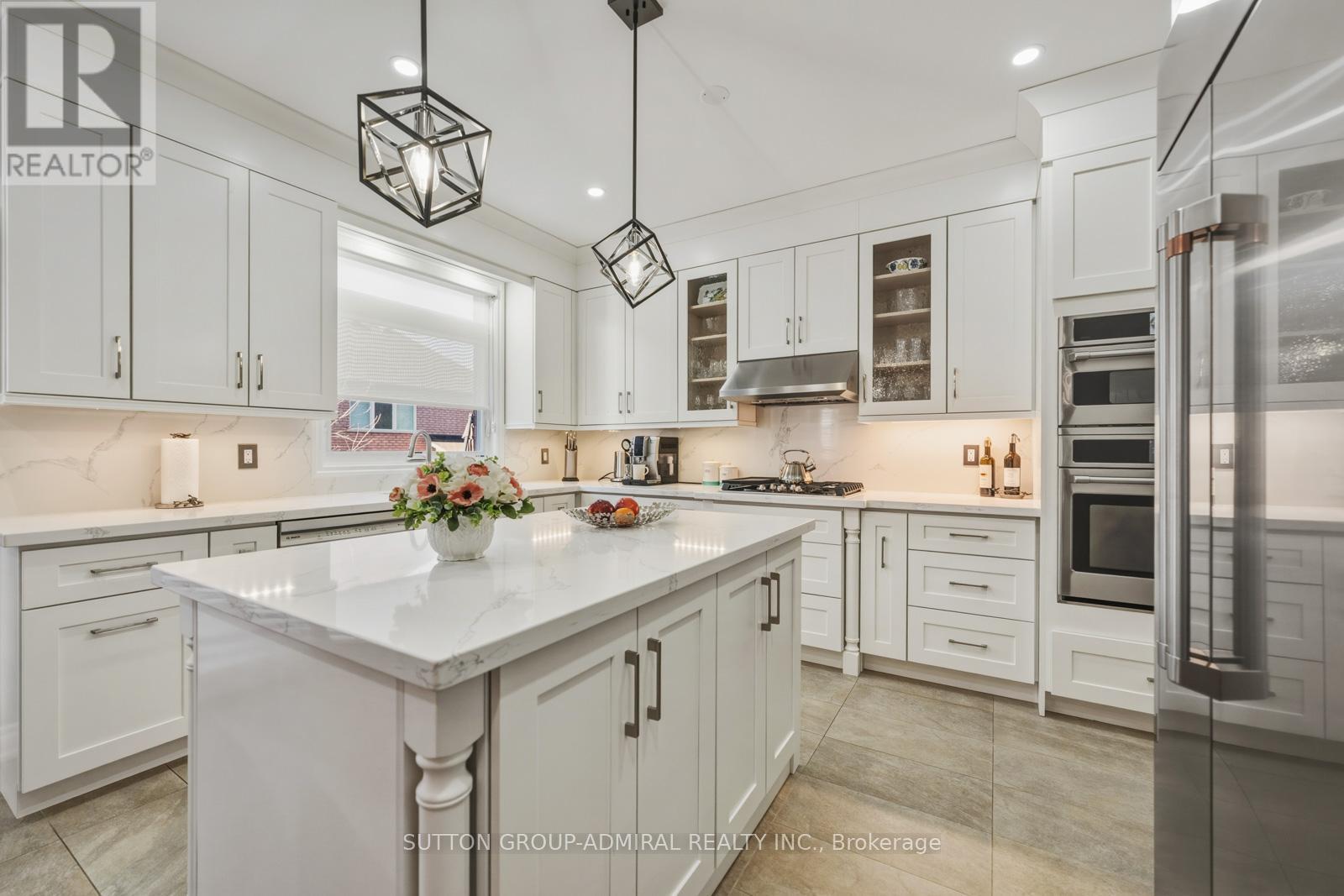 90 Summeridge Drive, Vaughan, Ontario  L4J 8S1 - Photo 13 - N12974874