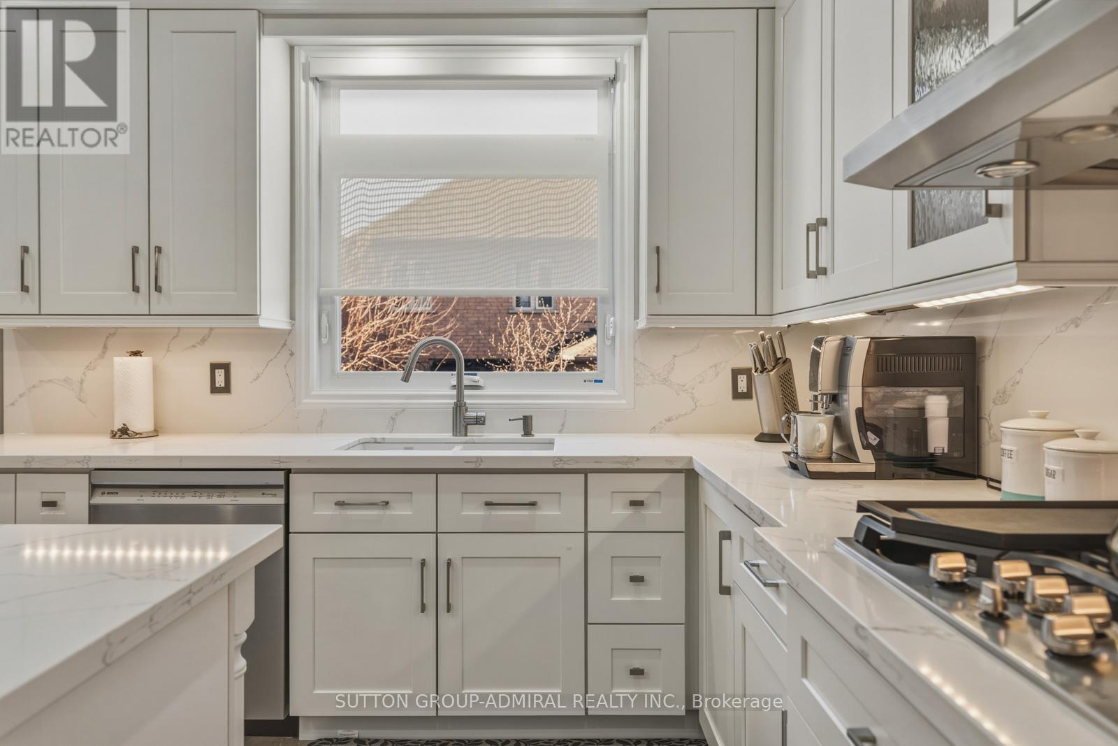 90 Summeridge Drive, Vaughan, Ontario  L4J 8S1 - Photo 18 - N12974874