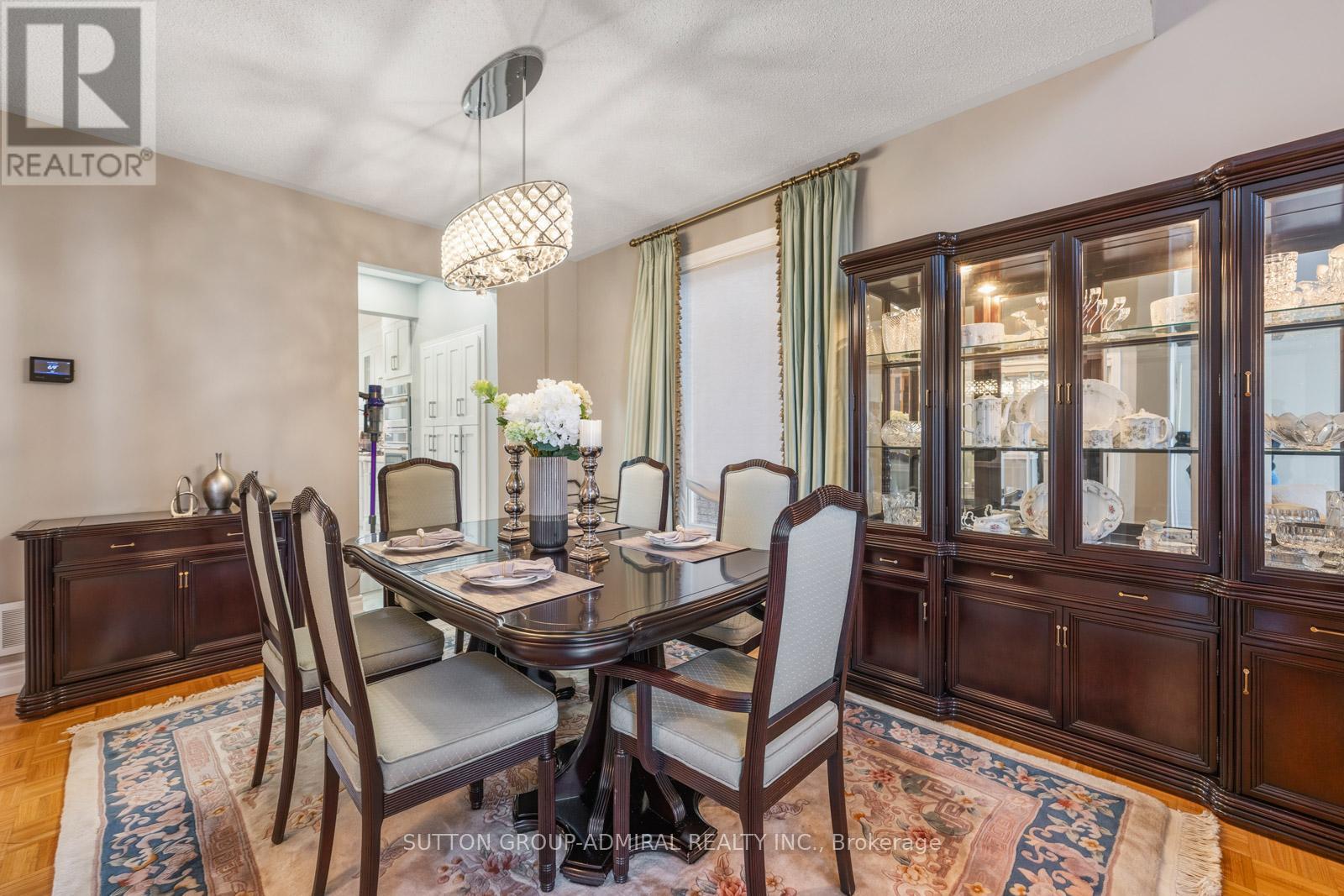 90 Summeridge Drive, Vaughan, Ontario  L4J 8S1 - Photo 9 - N12974874