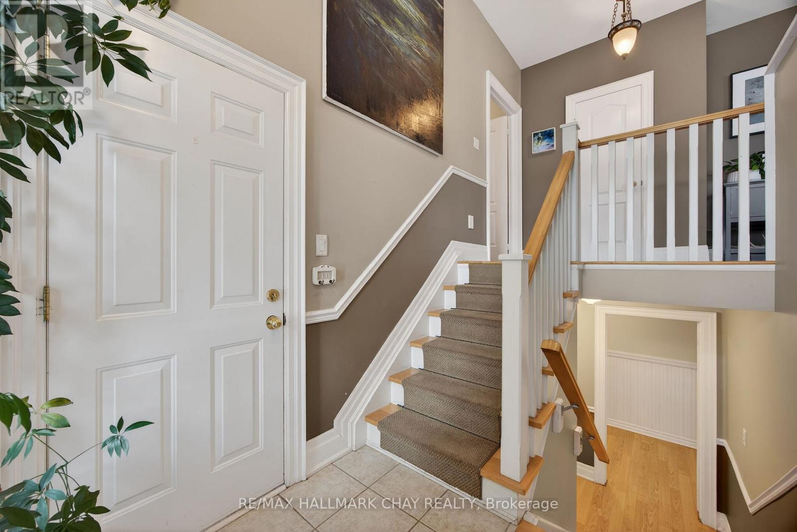 75 62nd Street S, Wasaga Beach, Ontario  L9Z 1V5 - Photo 9 - S12974828