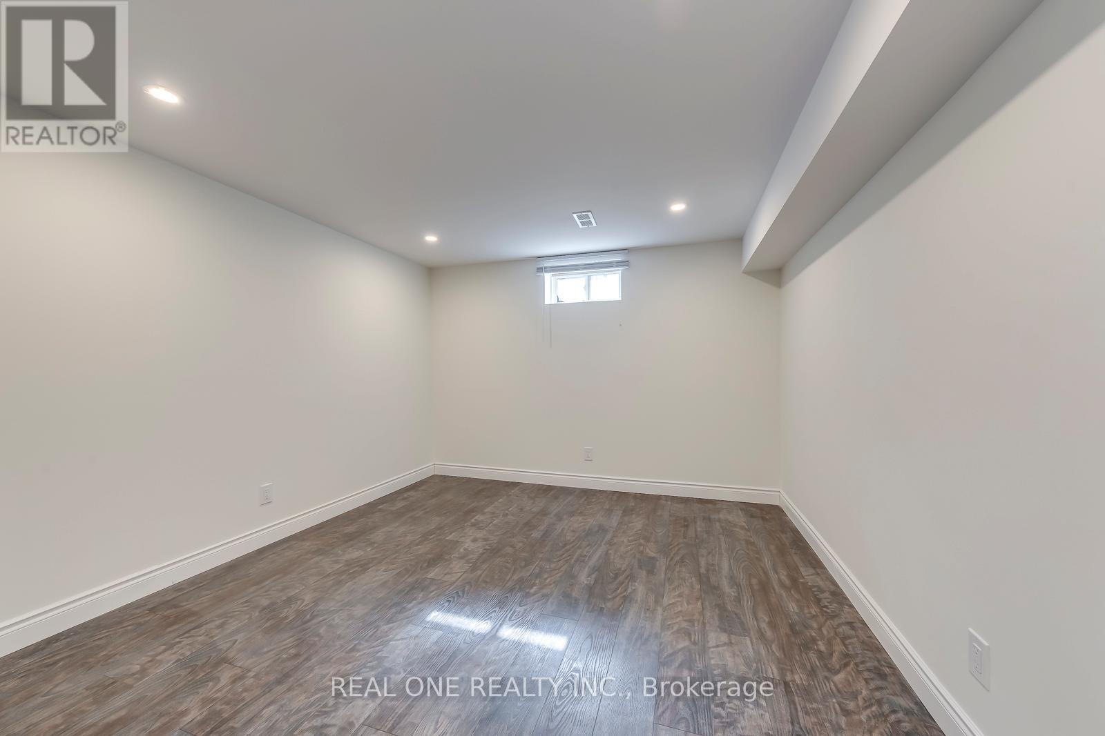 2363 Parkglen Avenue, Oakville, Ontario  L6M 4Y4 - Photo 43 - W12969814