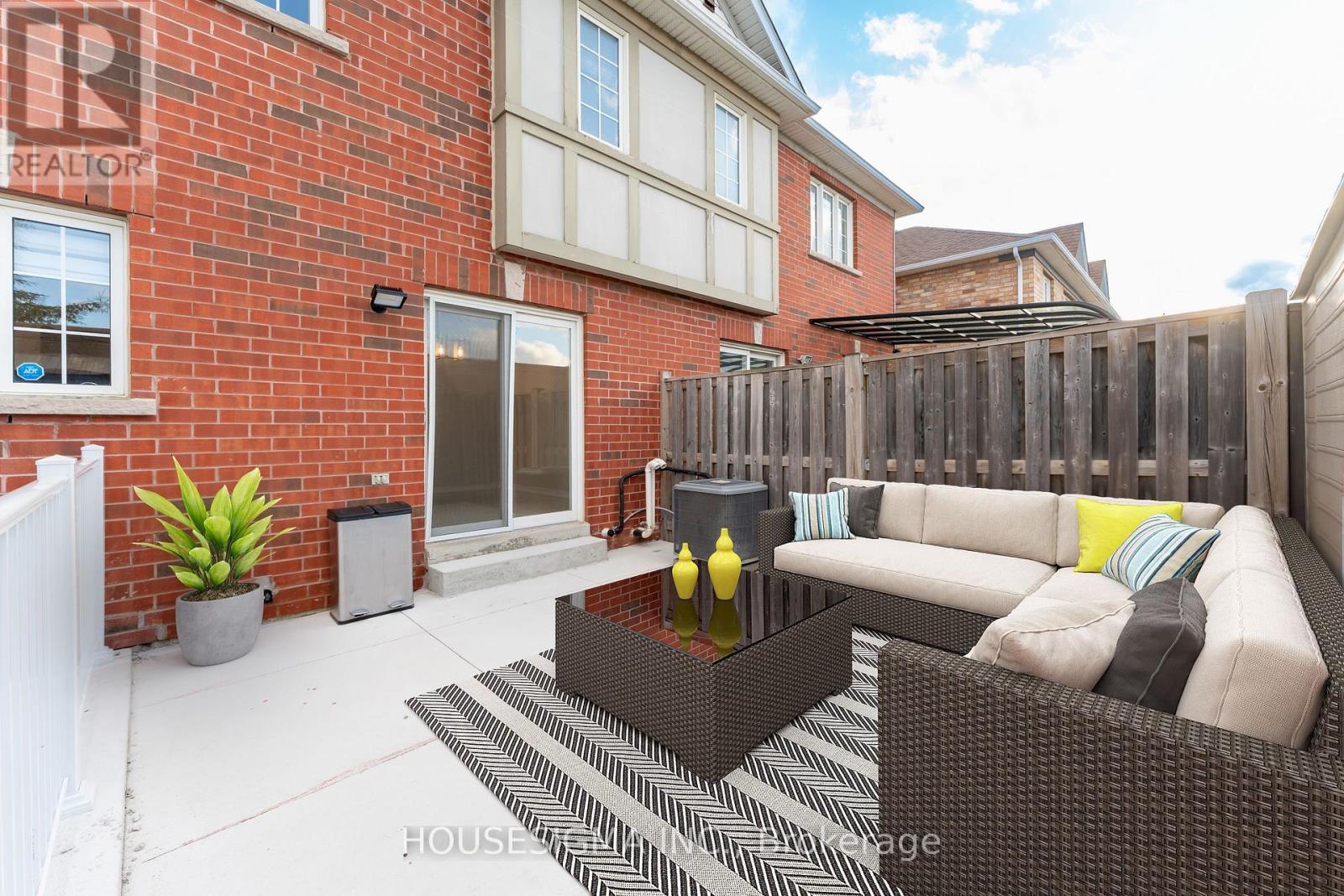 6 Flower Trail, Brampton, Ontario  L6P 1P3 - Photo 29 - W12974670