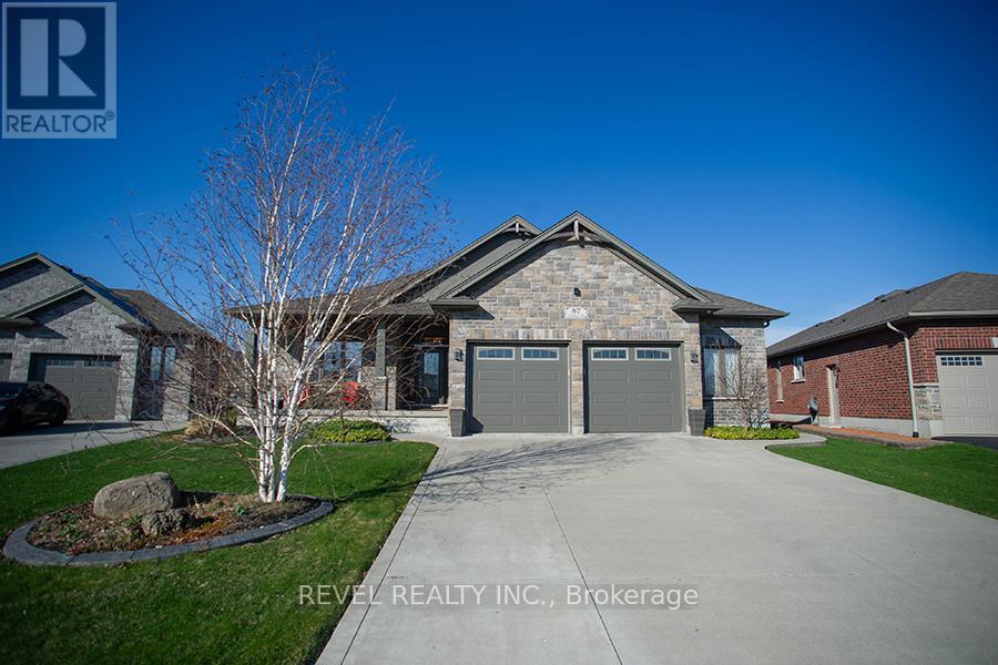 87 Allandale Crescent, Norfolk, Ontario  N3Y 0B4 - Photo 3 - X12973504