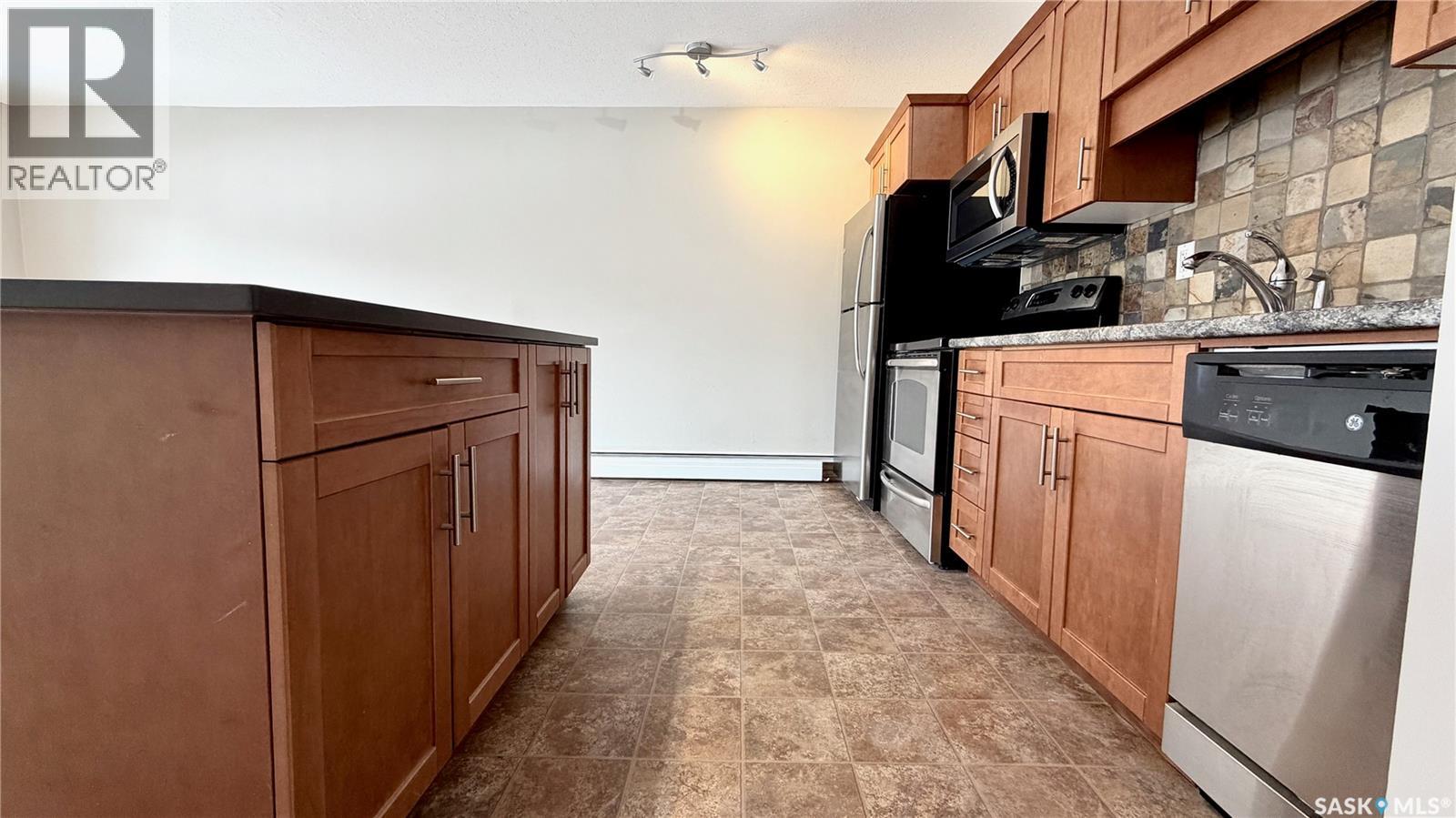 303 2613 Broadway Avenue, Saskatoon, Saskatchewan  S7J 0Z7 - Photo 8 - SK032401