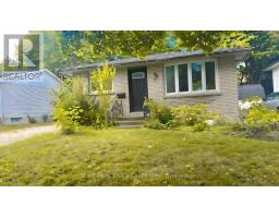 131 PAPERBIRCH CRESCENT, London North, Ontario