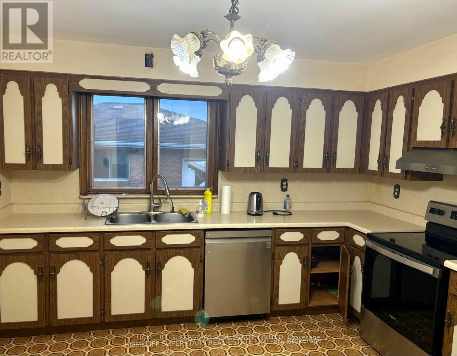 241 County Rd  42, Lakeshore, Ontario  N0R 1K0 - Photo 10 - X12974872