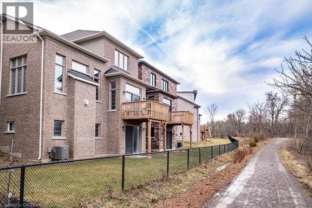 1456 Ford Strathy Crescent, Oakville, Ontario  L6H 3W9 - Photo 48 - 40818994