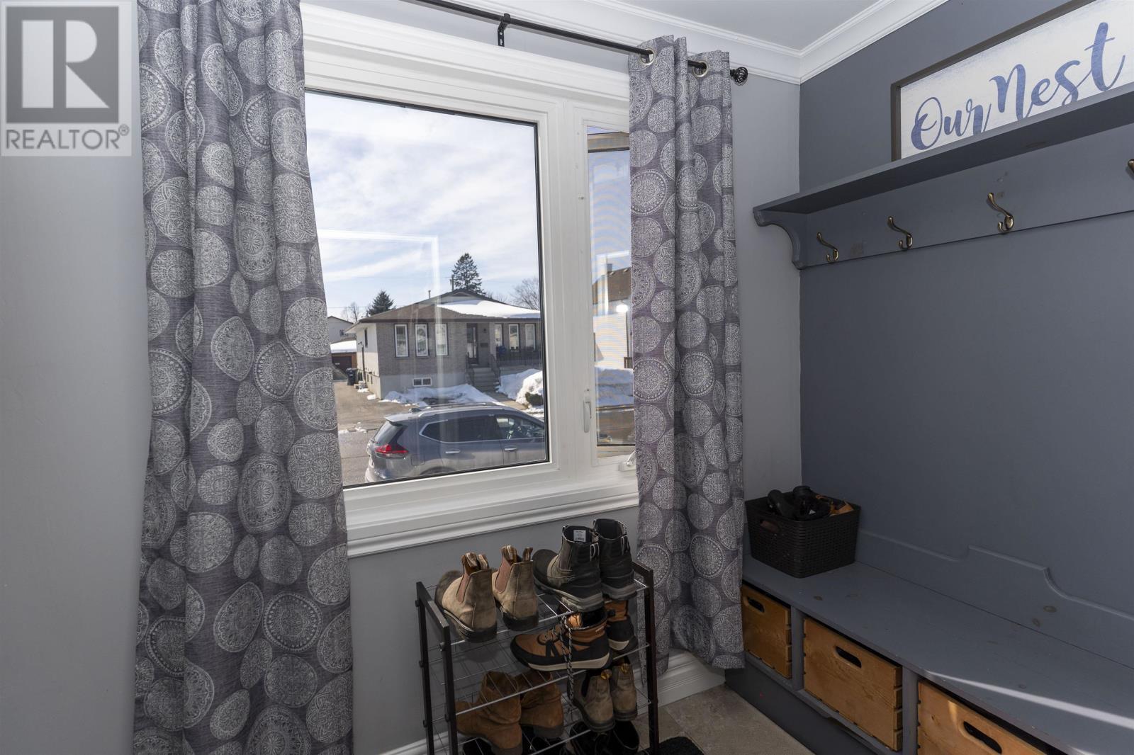 530 Mcbain St, Thunder Bay, Ontario  P7C 2Y2 - Photo 3 - TB2600622