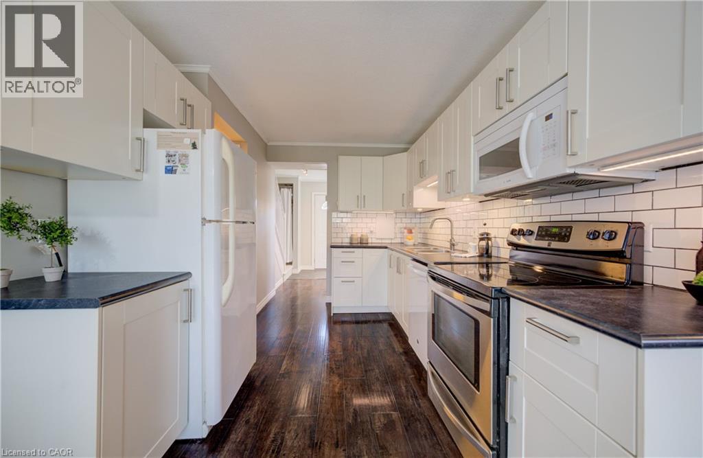 121 University Avenue E Unit# 22, Waterloo, Ontario N2J 2W1 - Photo 3 - 40809199