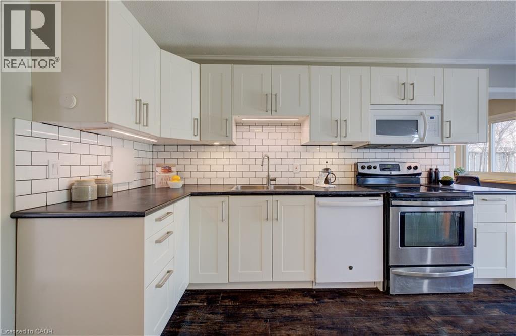 121 University Avenue E Unit# 22, Waterloo, Ontario N2J 2W1 - Photo 4 - 40809199