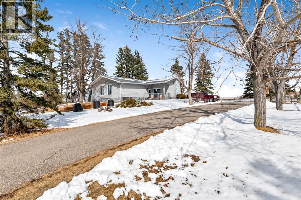 120050 466 Avenue E, Rural Foothills County, Alberta