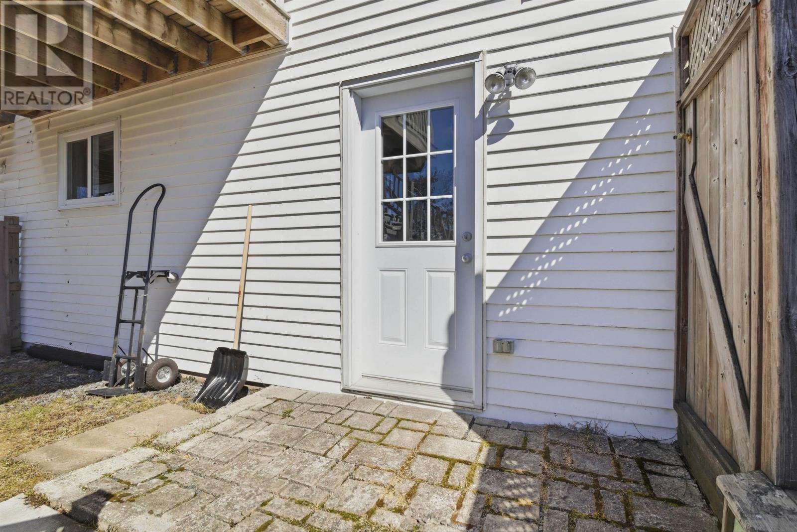 1689 Caldwell Road, Eastern Passage, Nova Scotia  B3G 1E3 - Photo 32 - 202606723