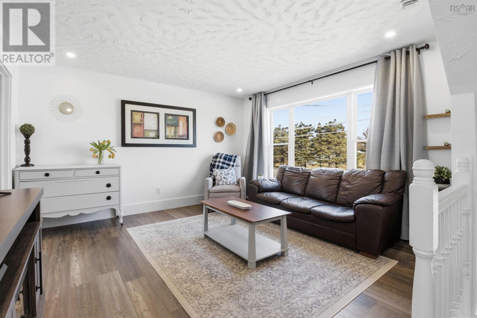 1689 Caldwell Road, Eastern Passage, Nova Scotia  B3G 1E3 - Photo 5 - 202606723