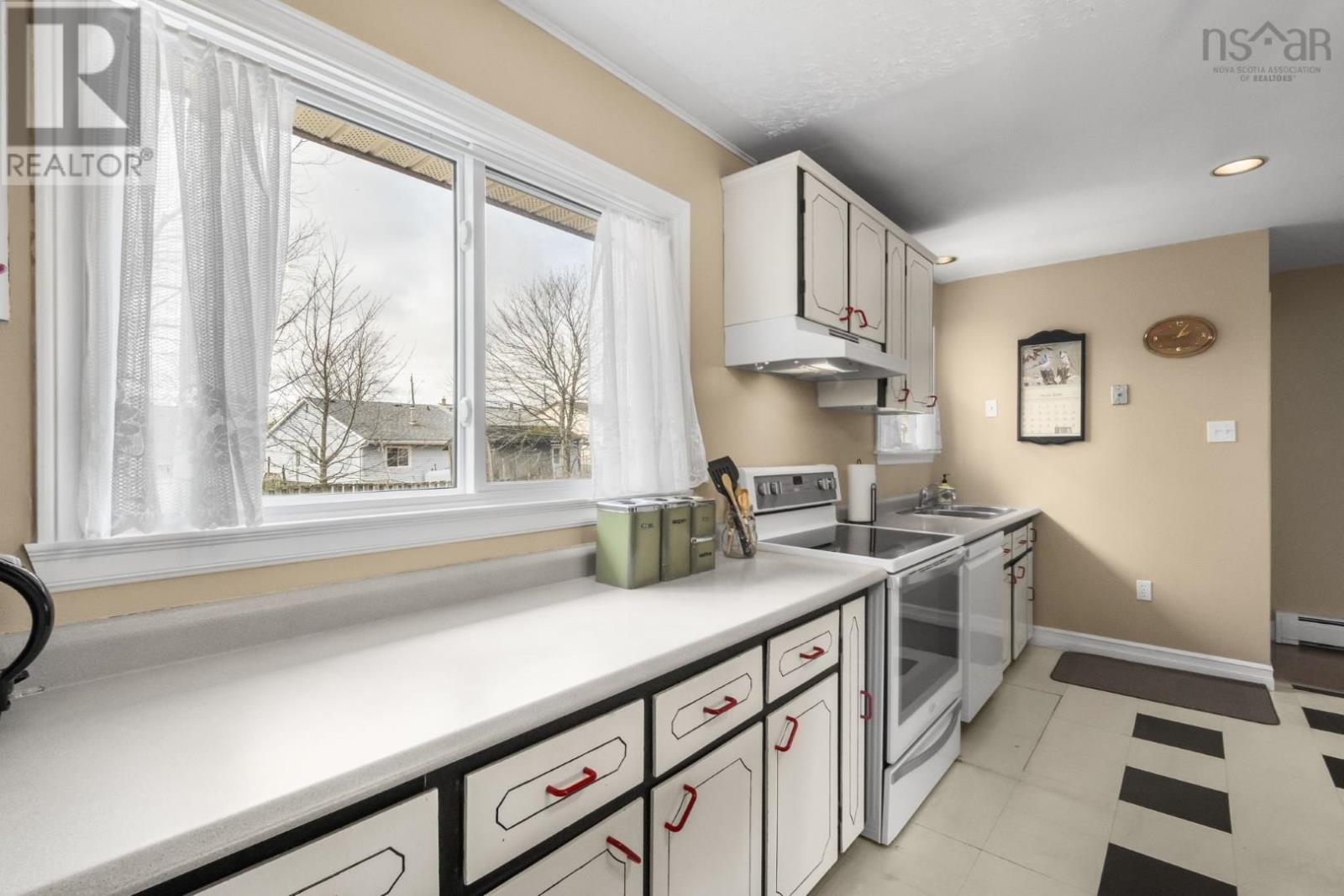 19 Shalimar Crescent, Dartmouth, Nova Scotia  B2W 4L5 - Photo 9 - 202606724