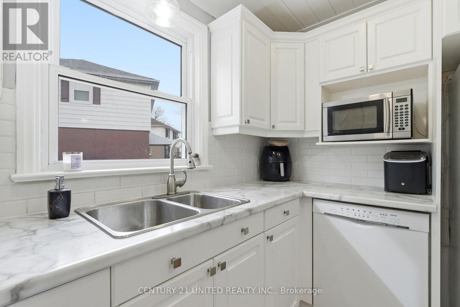 537 Shirley Street, Cobourg, Ontario  K9A 2A4 - Photo 16 - X12857394