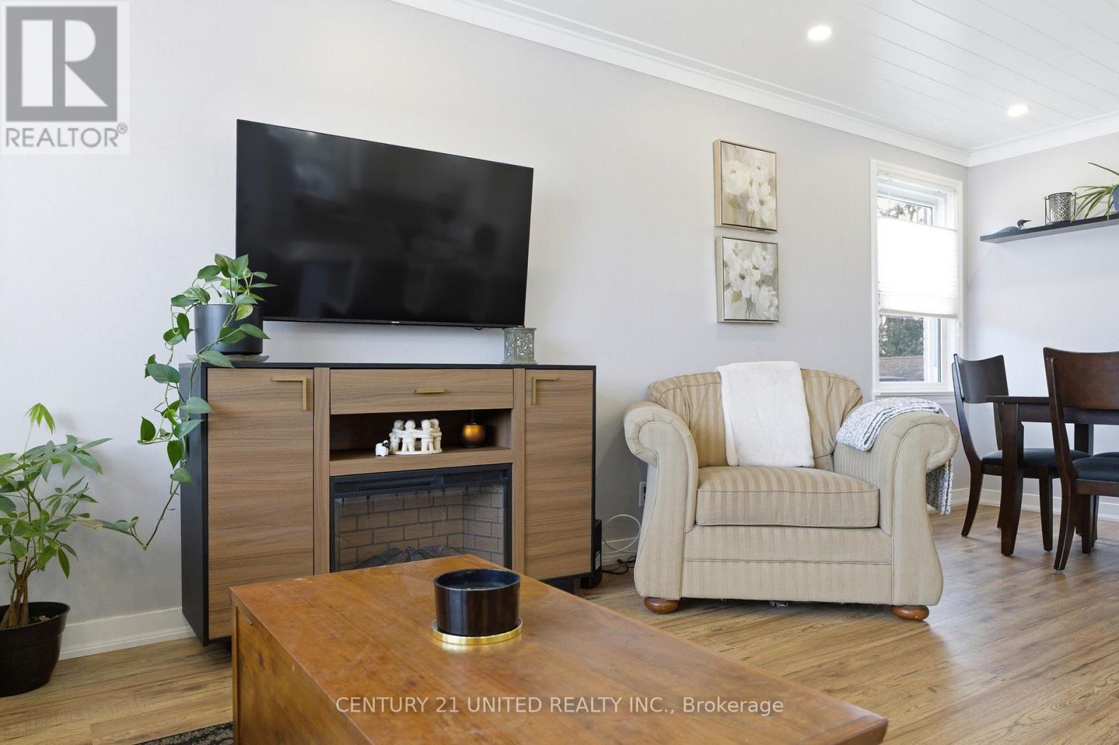 537 Shirley Street, Cobourg, Ontario  K9A 2A4 - Photo 9 - X12857394