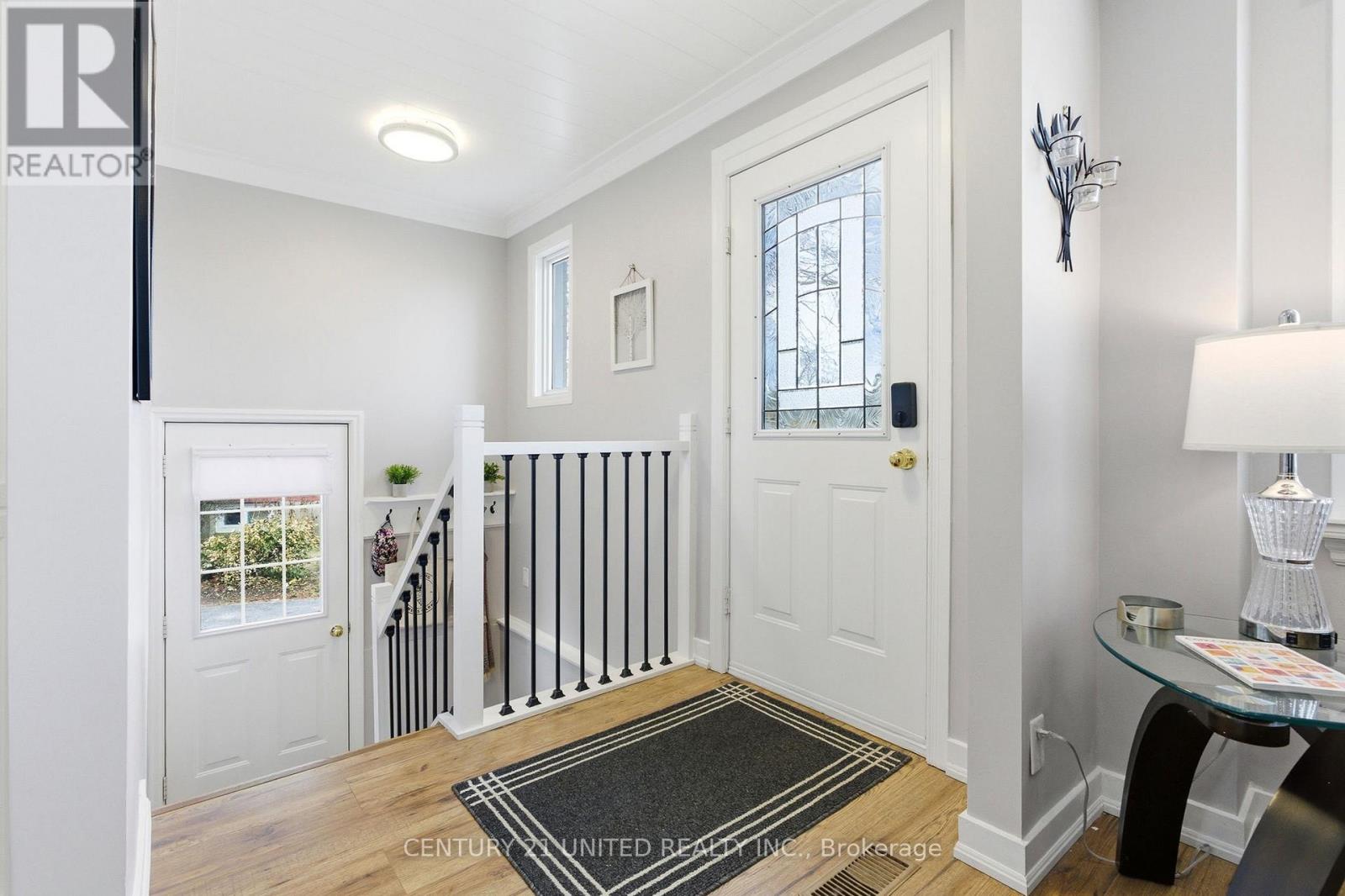 537 Shirley Street, Cobourg, Ontario  K9A 2A4 - Photo 5 - X12857394