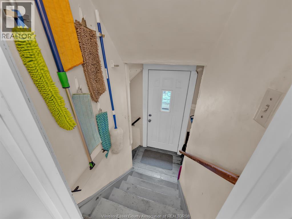 982 Dougall Avenue, Windsor, Ontario  N9A 4R1 - Photo 34 - 26007559