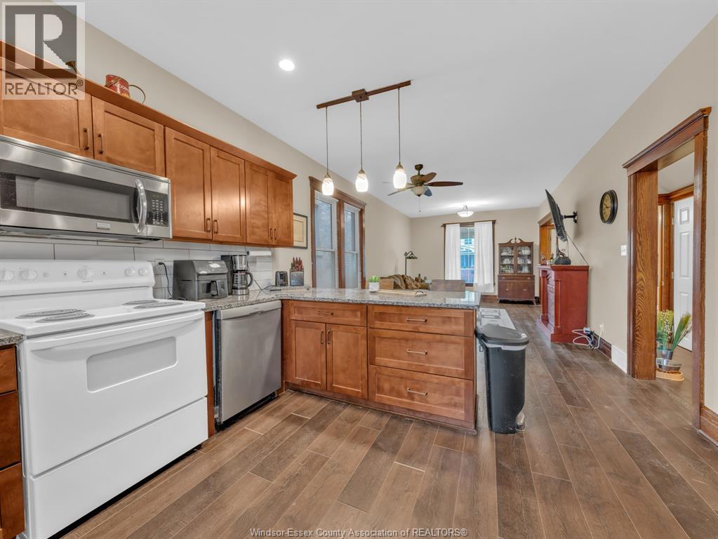 982 Dougall Avenue, Windsor, Ontario  N9A 4R1 - Photo 8 - 26007559