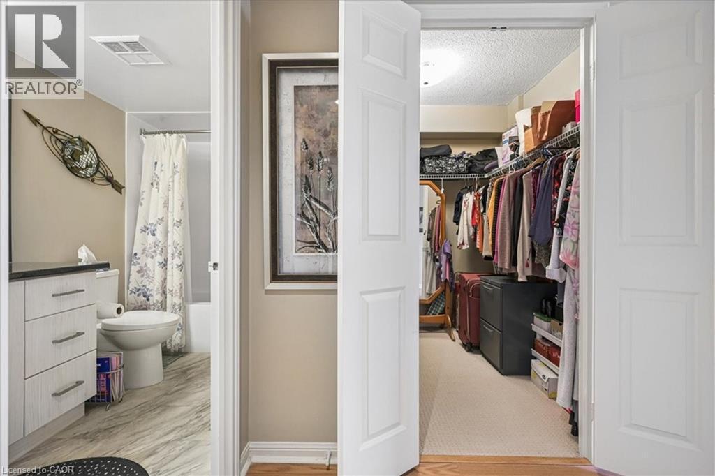 1240 Marlborough Court Unit# 605, Oakville, Ontario  L6H 3K7 - Photo 22 - 40818488