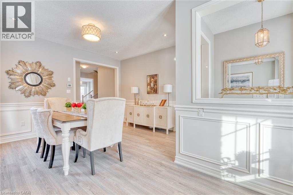 311 Humphrey Street, Waterdown, Ontario  L8B 1X4 - Photo 4 - 40813408