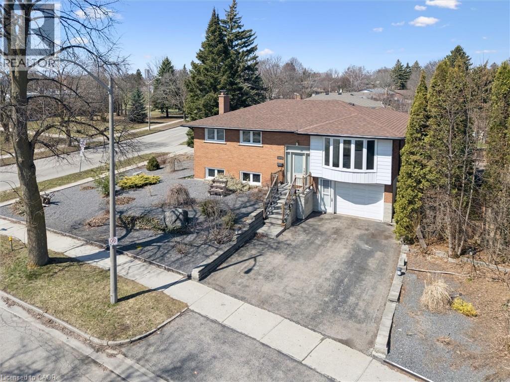 82 Indian Road, Kitchener, Ontario  N2B 2S5 - Photo 2 - 40817154