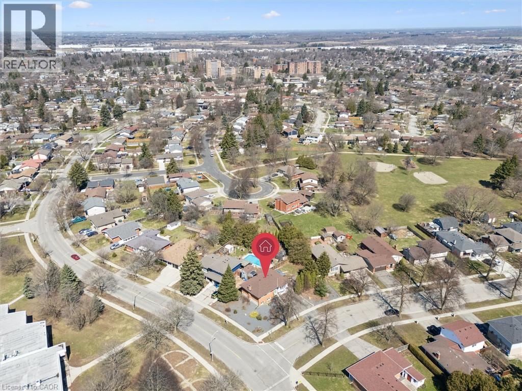 82 Indian Road, Kitchener, Ontario  N2B 2S5 - Photo 4 - 40817154