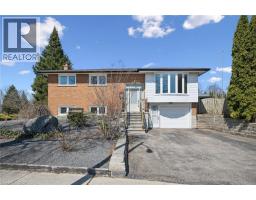 82 INDIAN Road, Kitchener, Ontario
