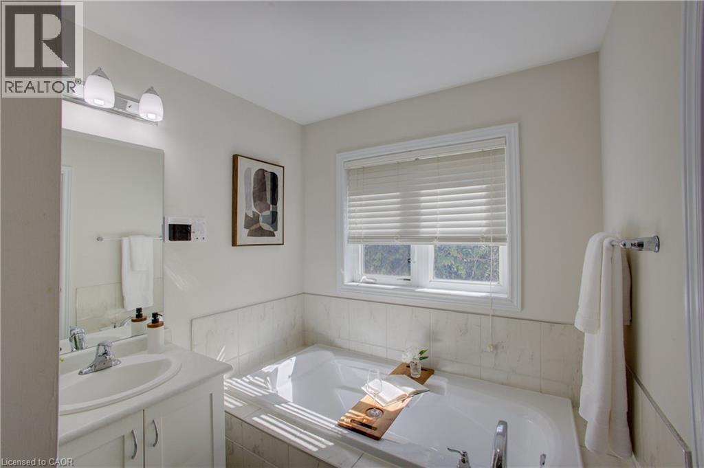 342 Mill St Mill Street, Kitchener, Ontario  N2M 0A4 - Photo 16 - 40818836