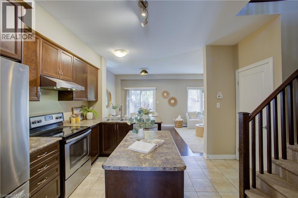 342 Mill St Mill Street, Kitchener, Ontario  N2M 0A4 - Photo 3 - 40818836