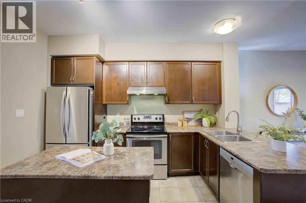 342 Mill St Mill Street, Kitchener, Ontario  N2M 0A4 - Photo 5 - 40818836