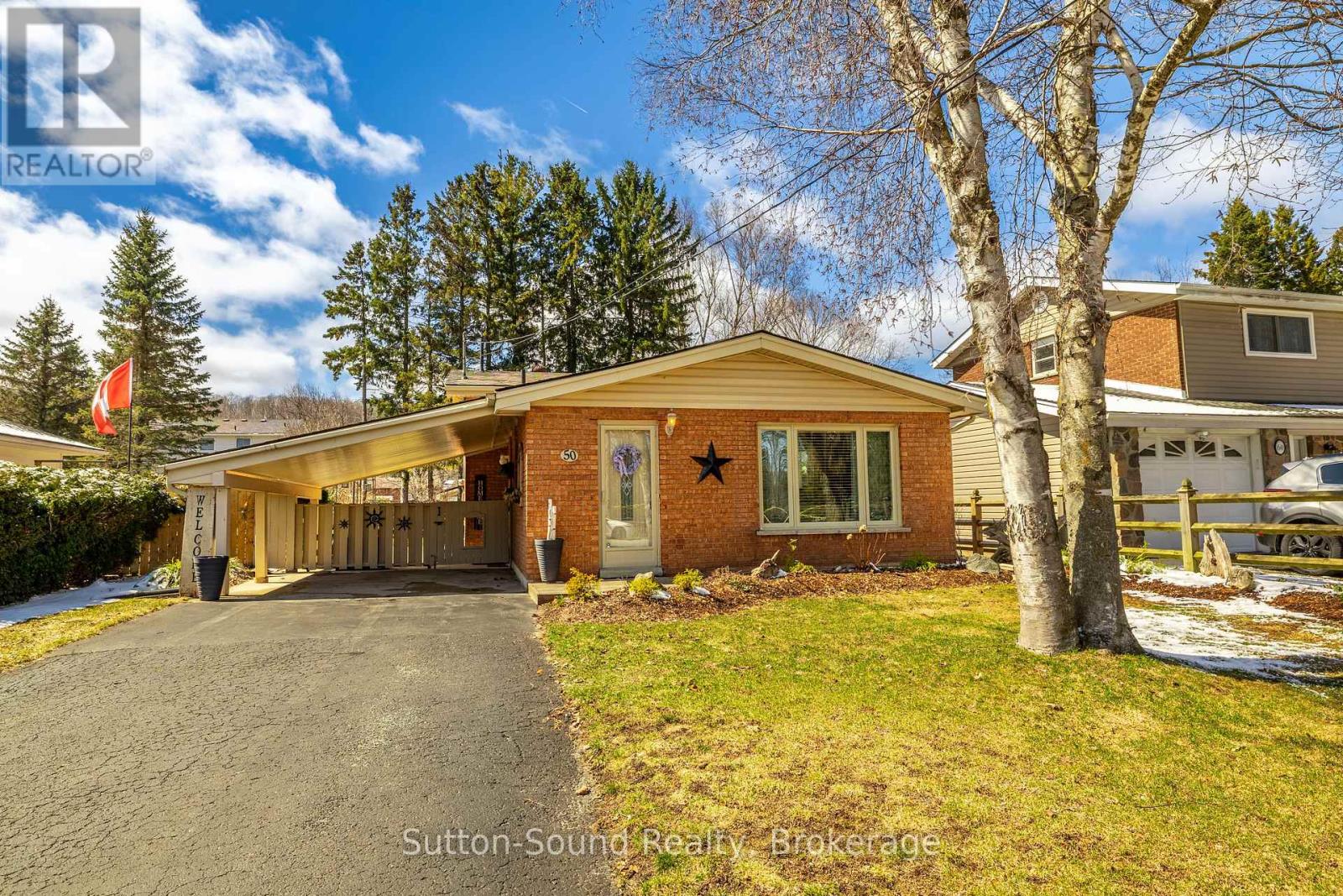 50 4th Avenue W, Owen Sound, Ontario  N4K 4V2 - Photo 1 - X12974912