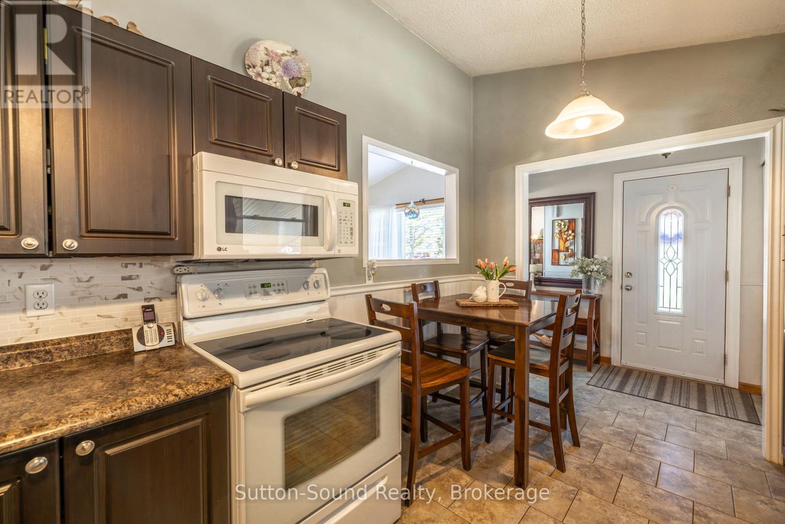 50 4th Avenue W, Owen Sound, Ontario  N4K 4V2 - Photo 11 - X12974912