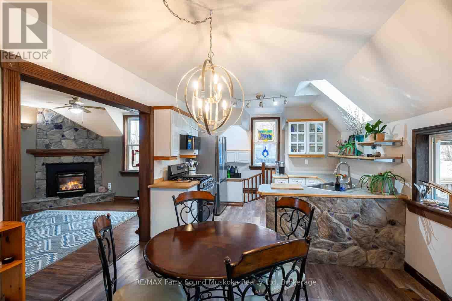 108 Ontario Street, Burk's Falls, Ontario  P0A 1C0 - Photo 15 - X12974962