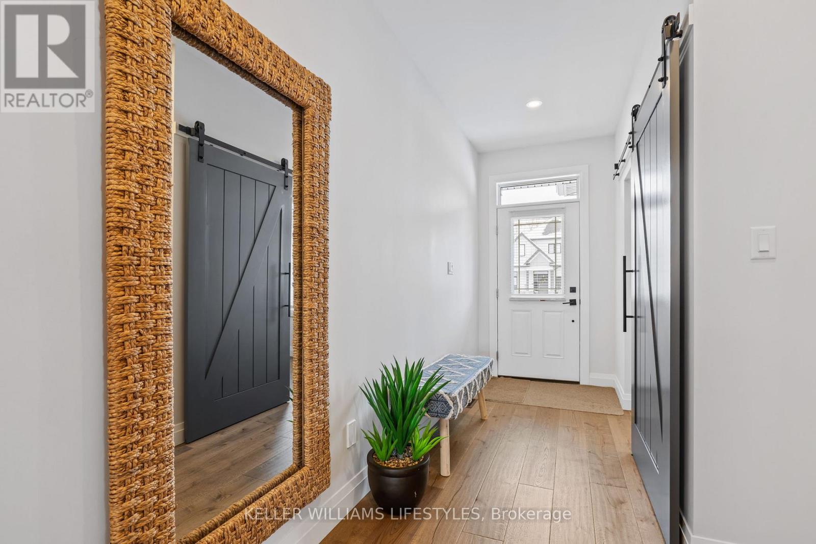 24 Compass Trail, Central Elgin (Port Stanley), Ontario  N5L 0B4 - Photo 5 - X12974924