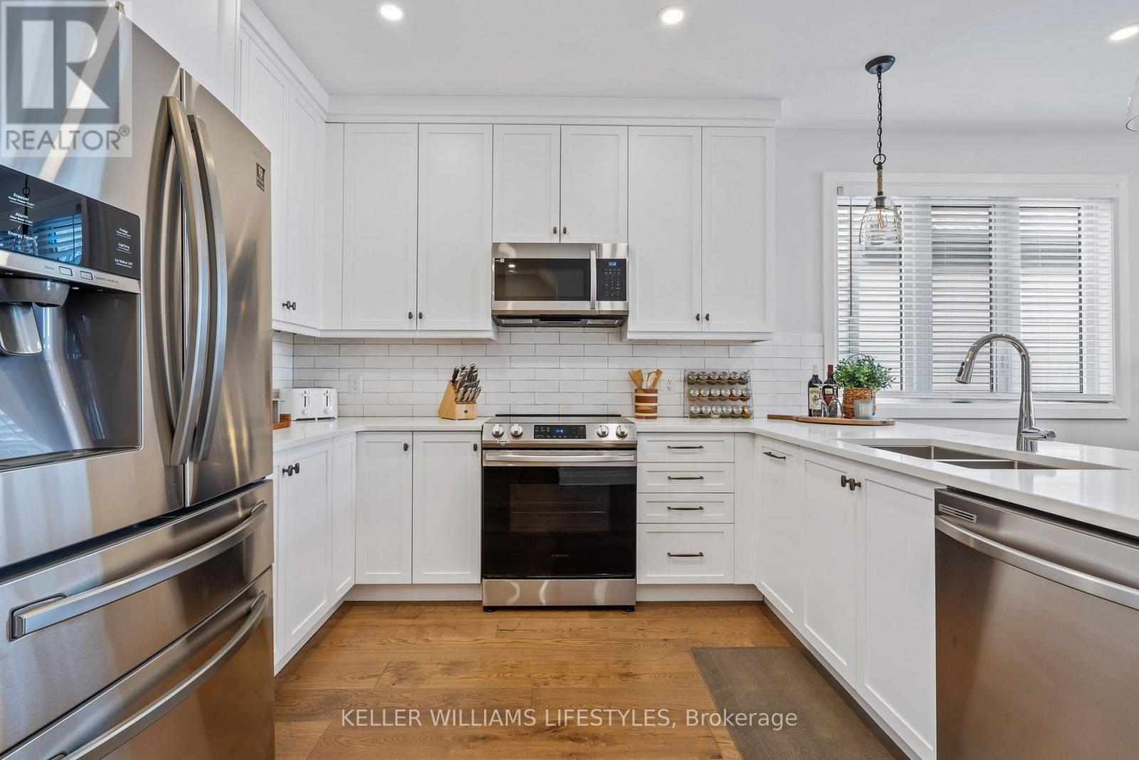 24 Compass Trail, Central Elgin (Port Stanley), Ontario  N5L 0B4 - Photo 7 - X12974924