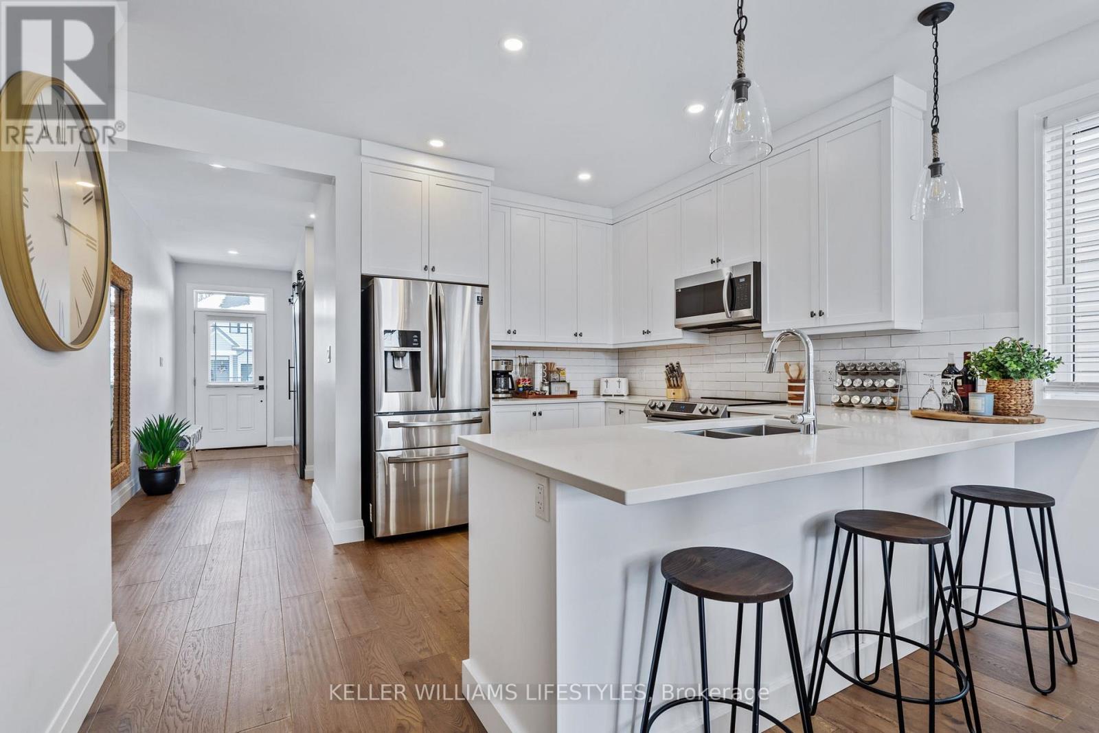 24 Compass Trail, Central Elgin (Port Stanley), Ontario  N5L 0B4 - Photo 9 - X12974924