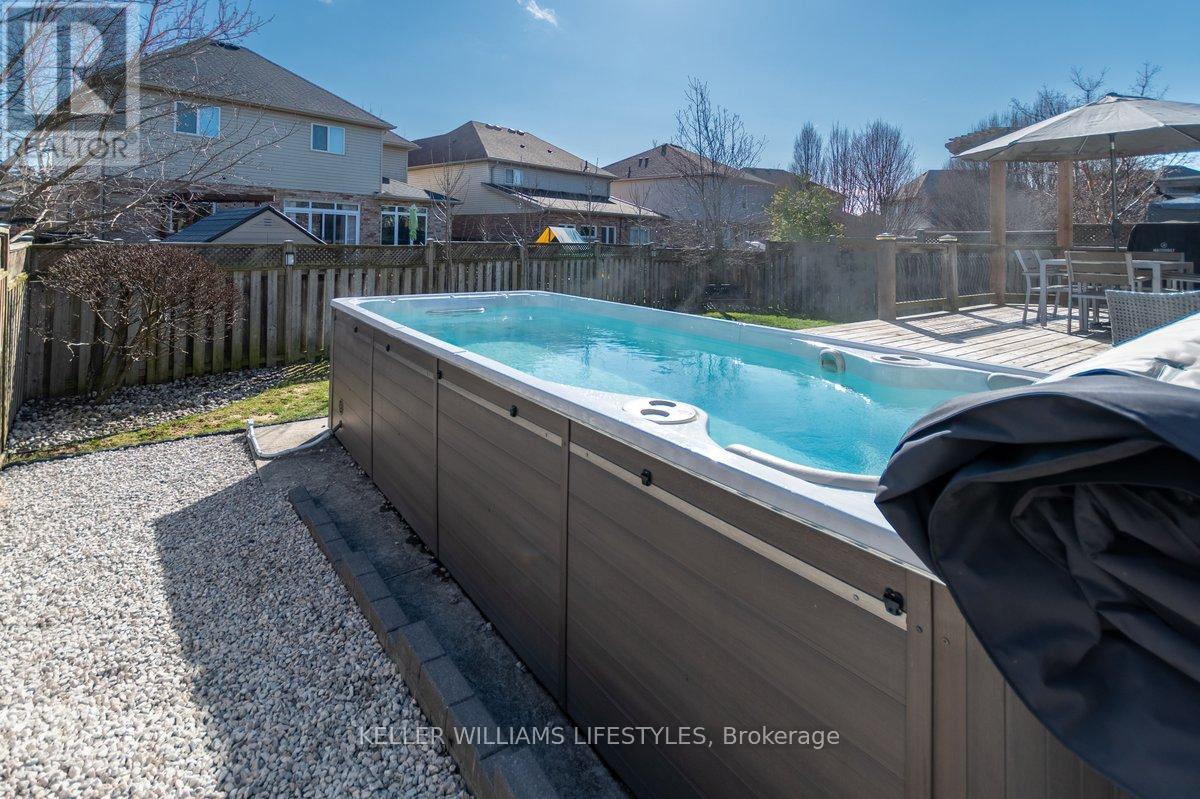 779 North Leaksdale Circle, London South (South U), Ontario  N6M 1L9 - Photo 40 - X12974944