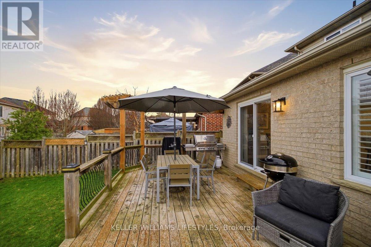 779 North Leaksdale Circle, London South (South U), Ontario  N6M 1L9 - Photo 42 - X12974944