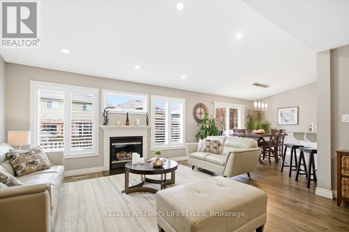 779 North Leaksdale Circle, London South (South U), Ontario  N6M 1L9 - Photo 6 - X12974944