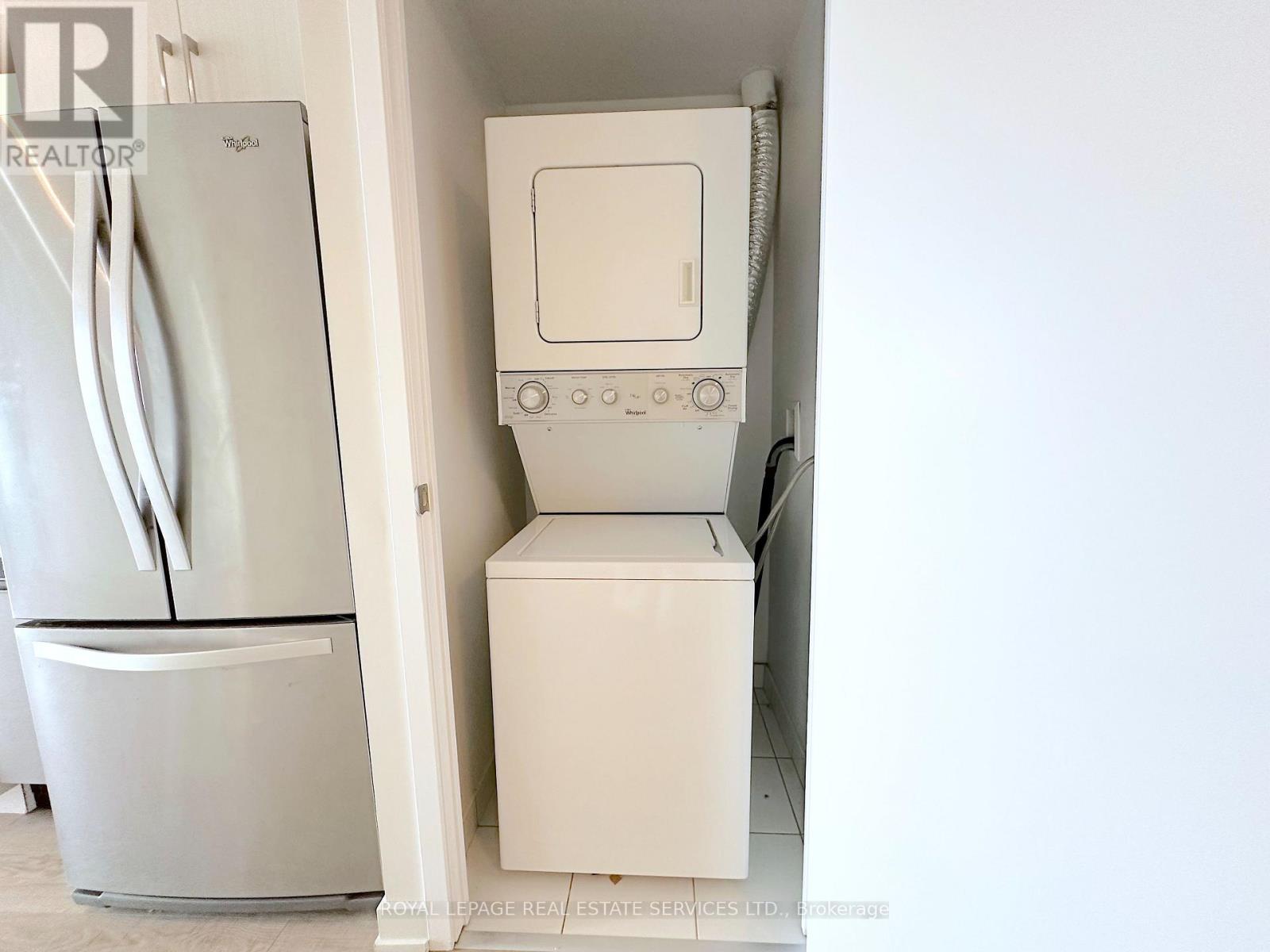 605 - 763 Woodbine Avenue, Toronto, Ontario  M4E 2J4 - Photo 10 - E12974906