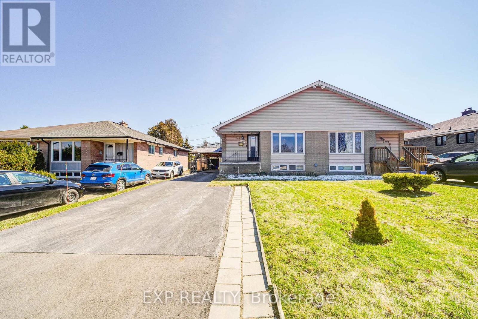 1393 GARVOLIN AVENUE, Pickering, Ontario