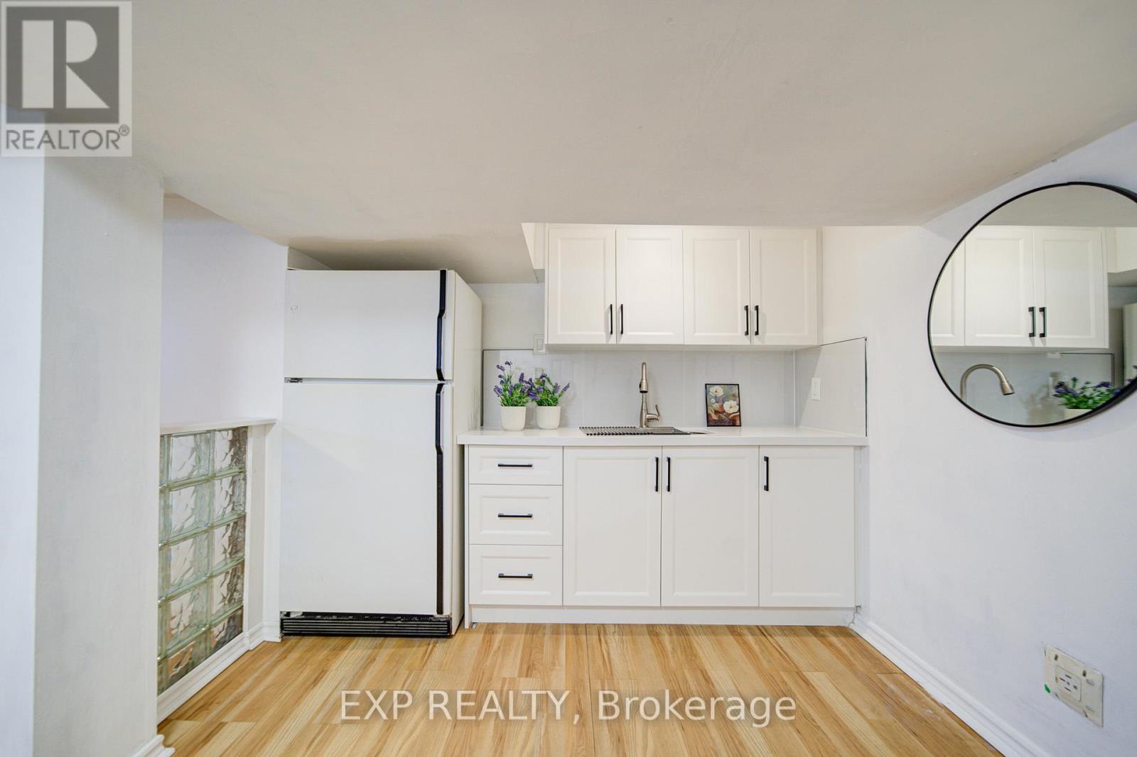 1393 Garvolin Avenue, Pickering, Ontario  L1W 1J7 - Photo 35 - E12974920