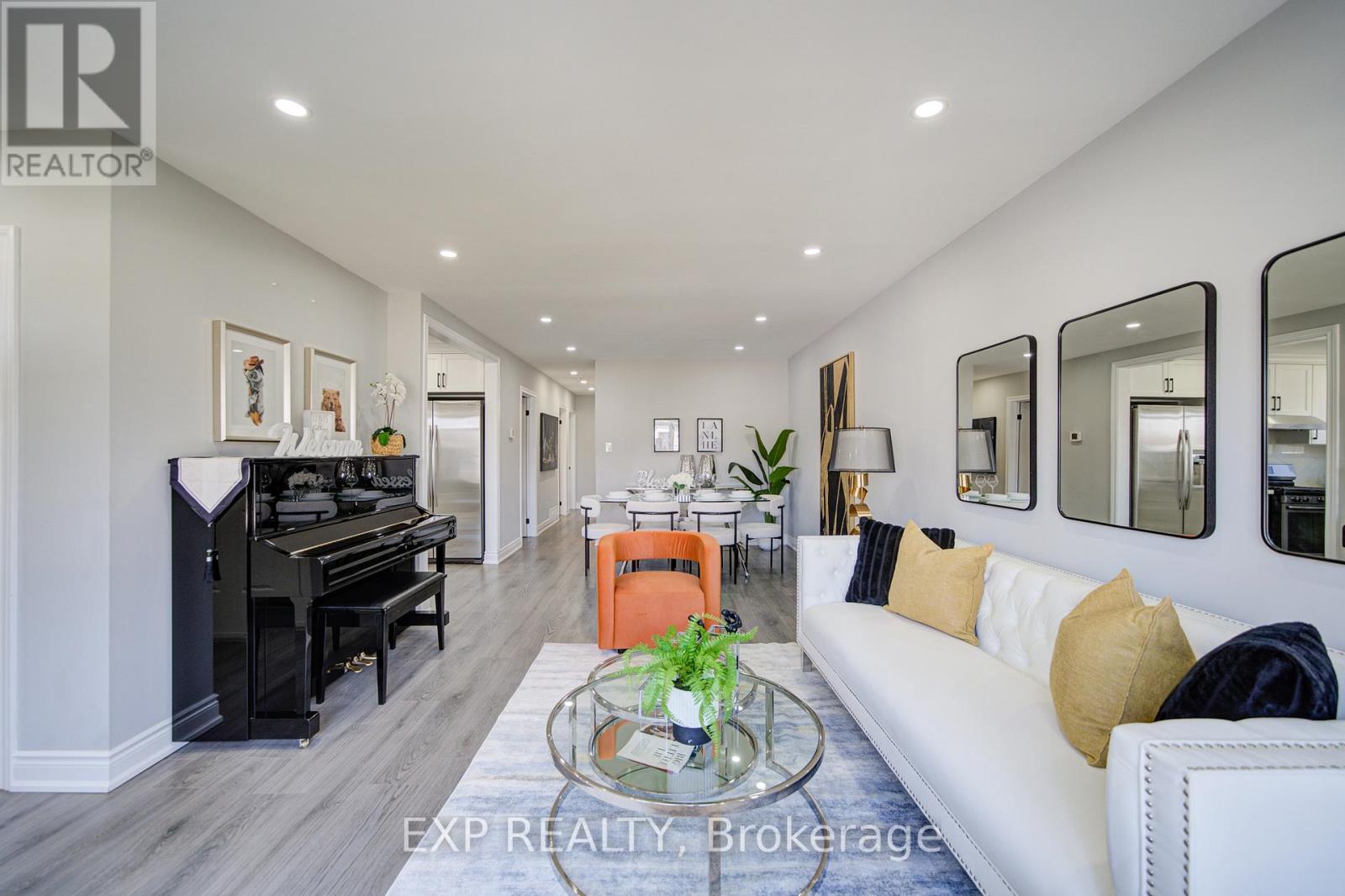 1393 Garvolin Avenue, Pickering, Ontario  L1W 1J7 - Photo 4 - E12974920