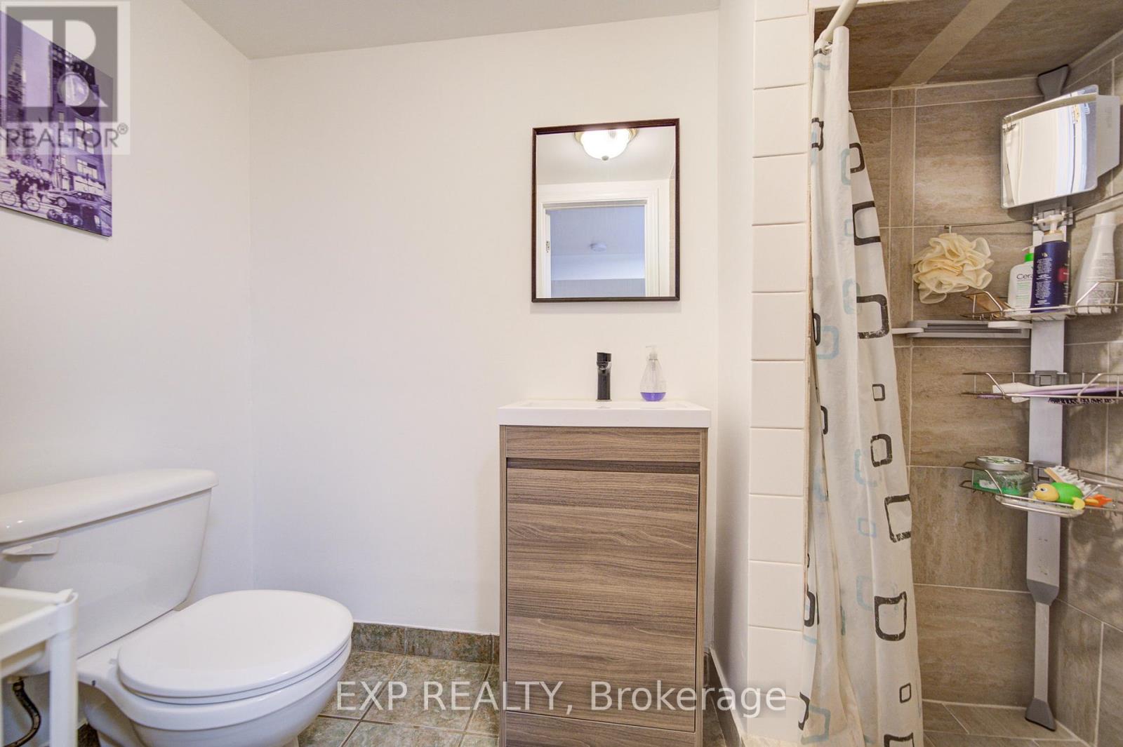 1393 Garvolin Avenue, Pickering, Ontario  L1W 1J7 - Photo 43 - E12974920