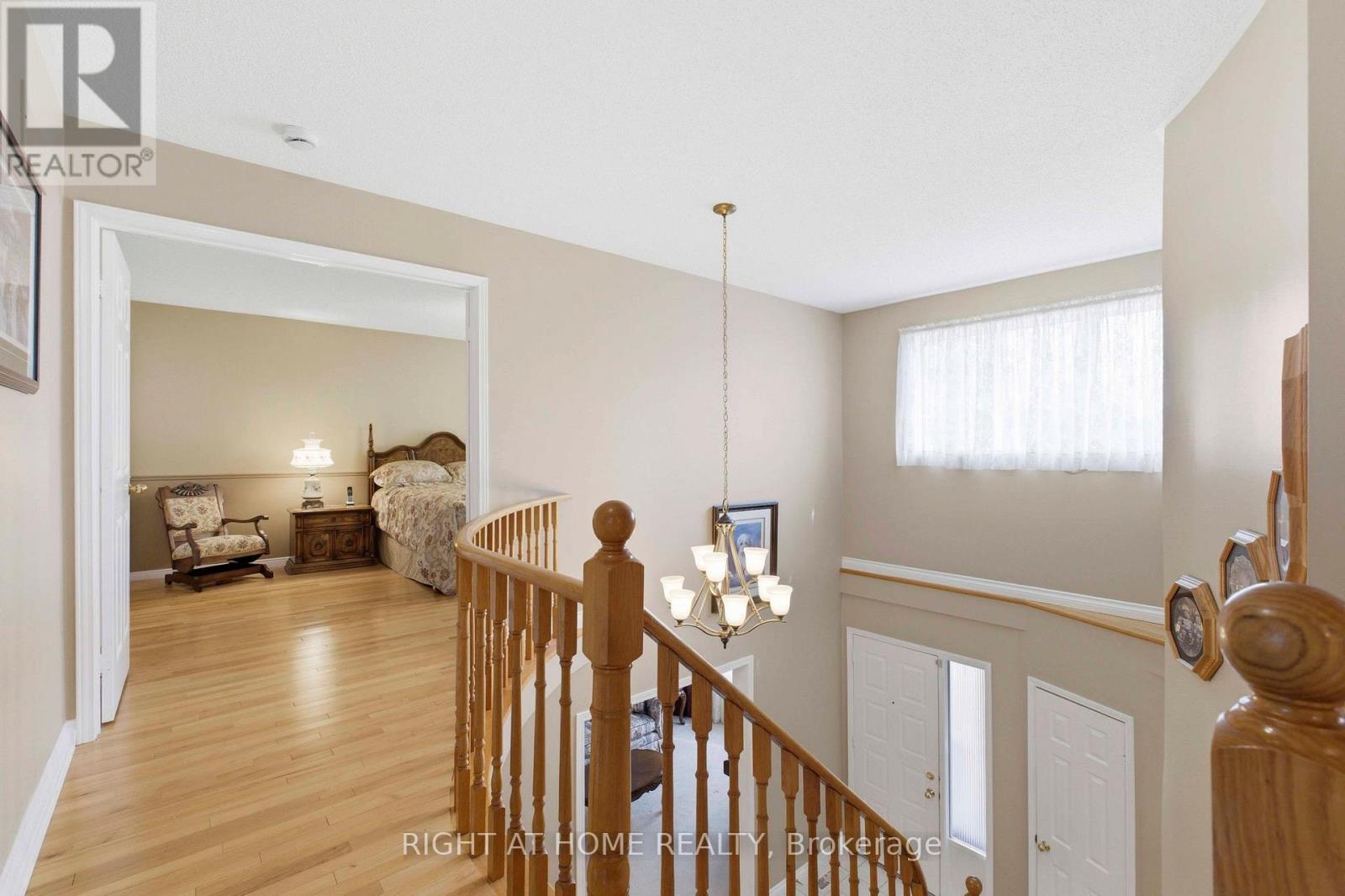 620 Aspen Road, Pickering, Ontario  L1V 3T7 - Photo 6 - E12974964