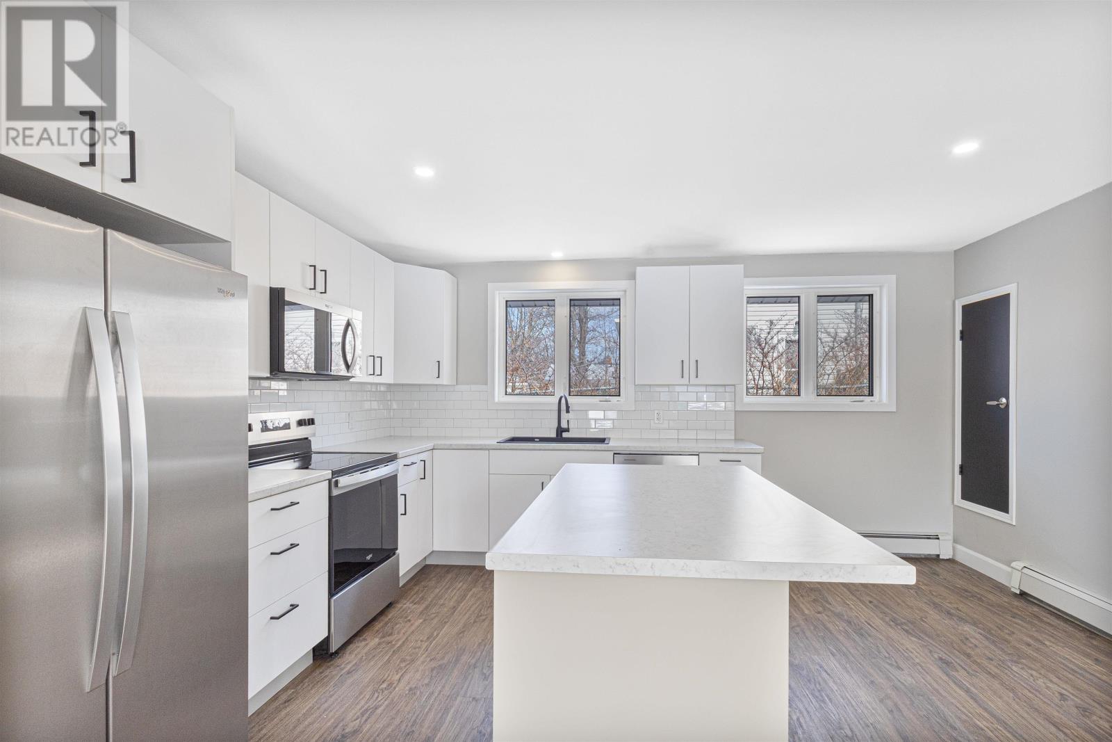 33 Moreau Drive, Charlottetown, Prince Edward Island  C1A 2Y3 - Photo 10 - 202606542