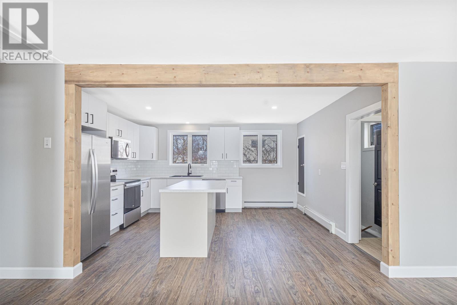 33 Moreau Drive, Charlottetown, Prince Edward Island  C1A 2Y3 - Photo 6 - 202606542